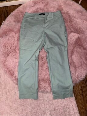 White House Black Market Mint Cropped Dress Pants